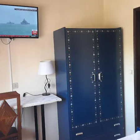 Residencia Maria Jose Guest house