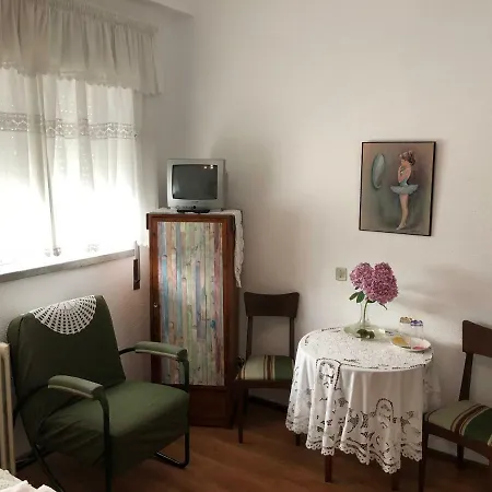 玛丽亚洛塞旅馆