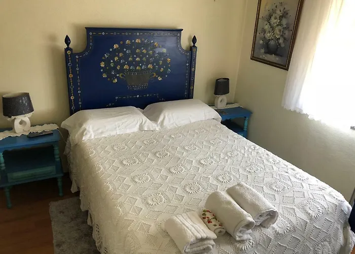 Vendégház Residencia Maria Jose *